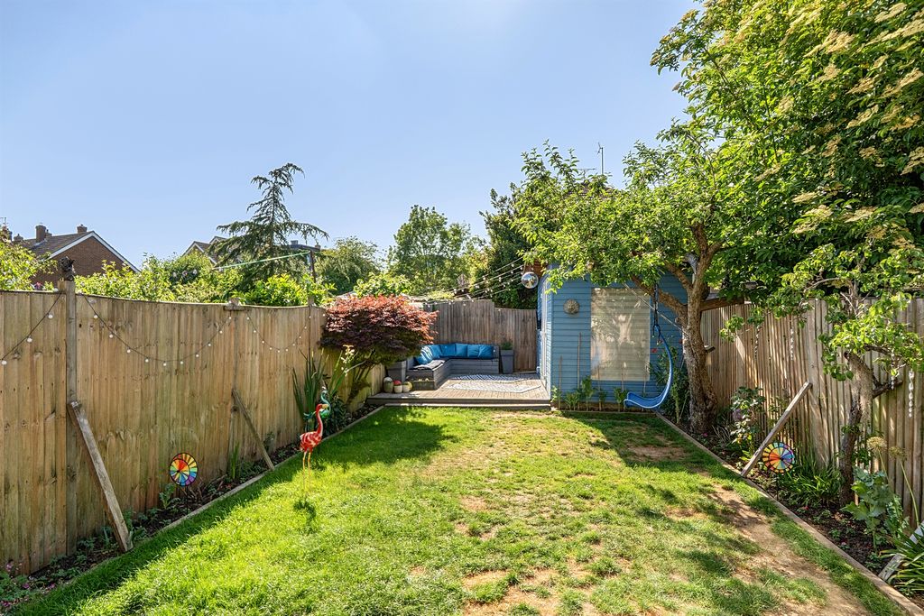 Property photo 2 of 12