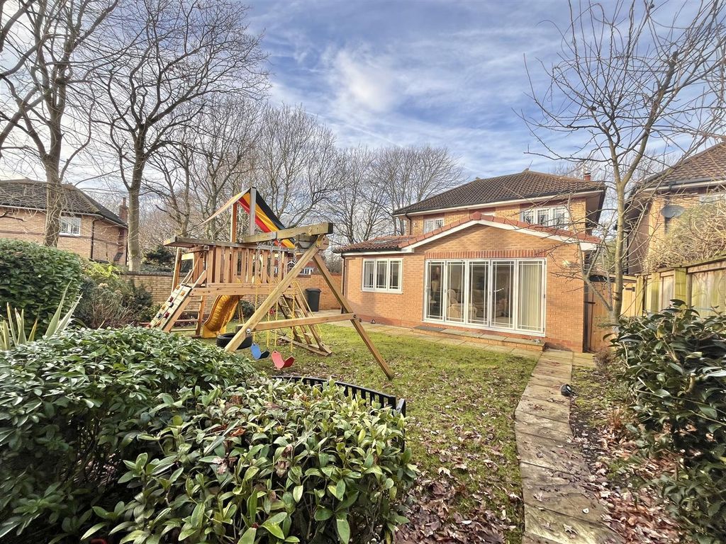 Property photo 3 of 23