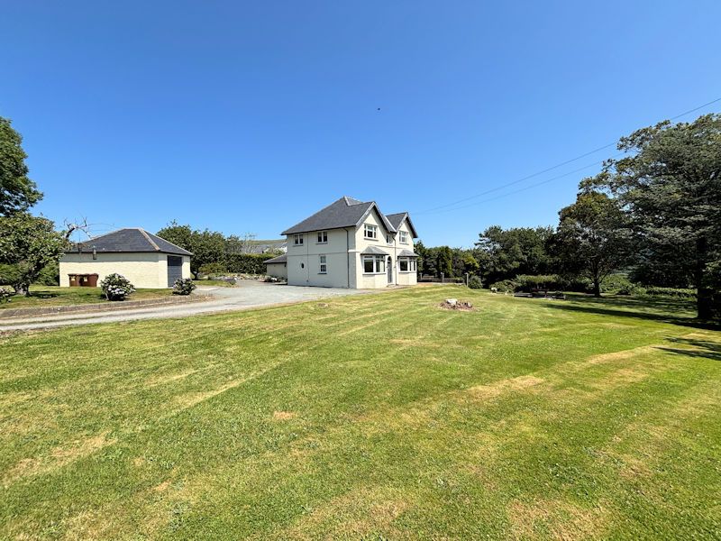 Property photo 3 of 49