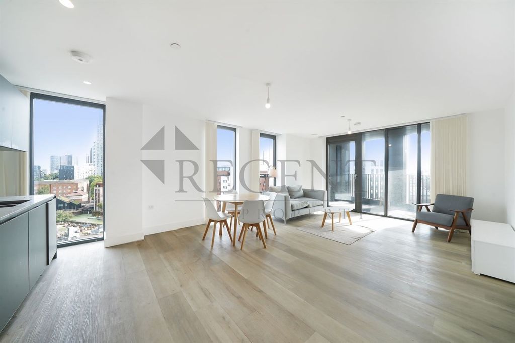 Property photo 1 of 15 (Main)