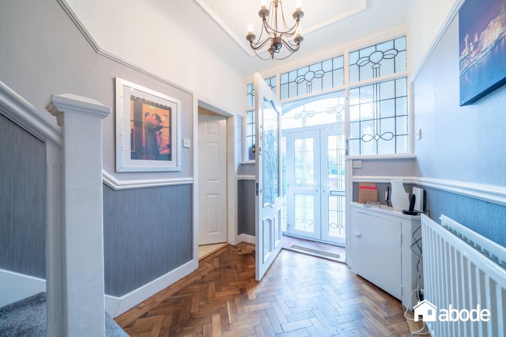 Property photo 2 of 25 Dsc02807-Hdr.Jpg