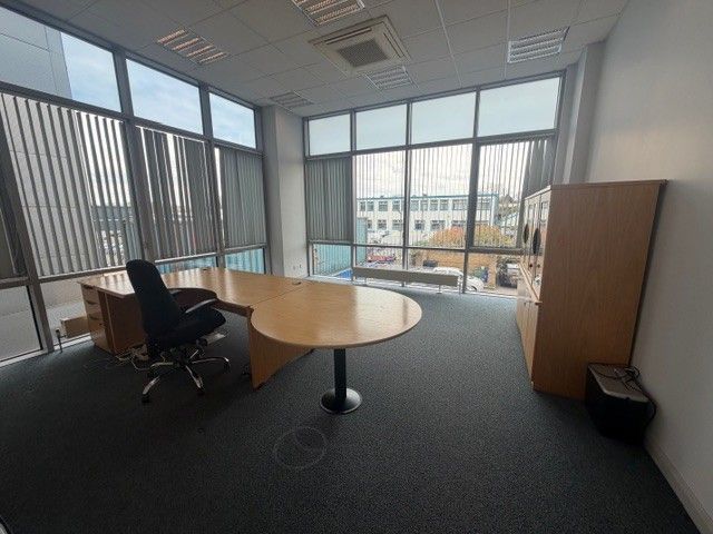 Property photo 3 of 9