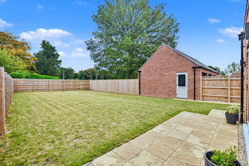 Property photo 2 of 23 Photo 19