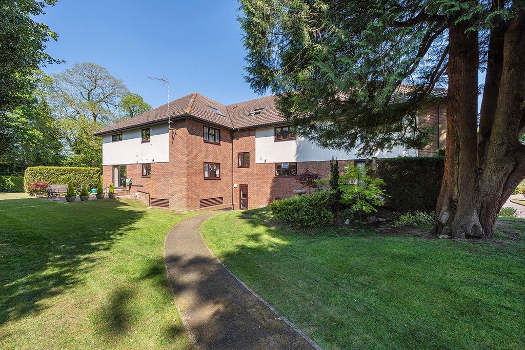 Property photo 2 of 15