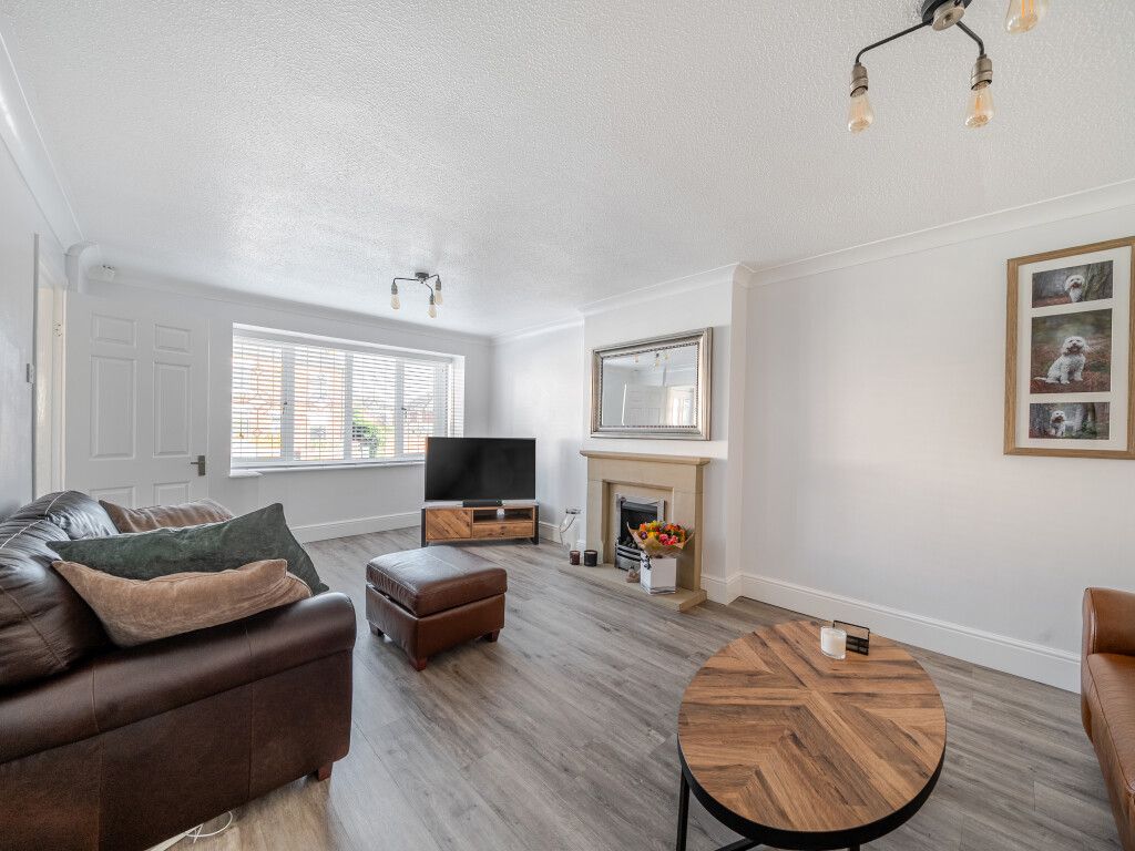 Property photo 3 of 20 1493243-19-6A5923...