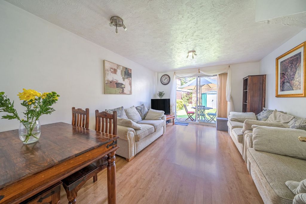 Property photo 2 of 13 Picture No. 09