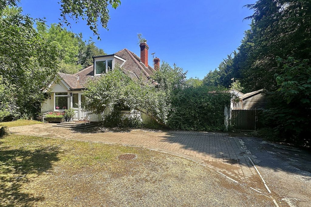 Property photo 1 of 30