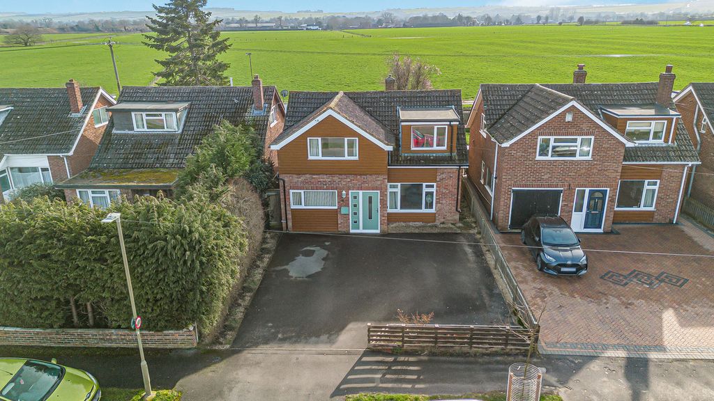 Property photo 1 of 30