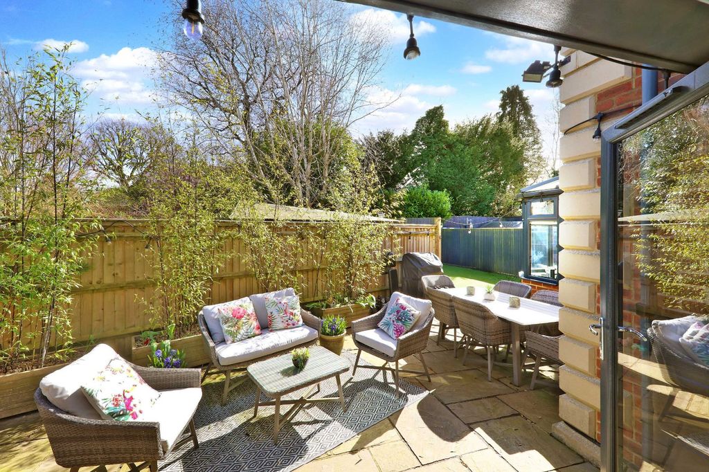 Property photo 2 of 17 Picture No. 04