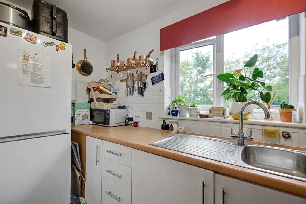 Property photo 3 of 14 Kitchen_3.Jpeg