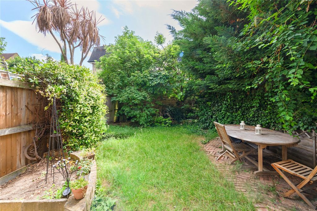 Property photo 1 of 18 Picture No. 16