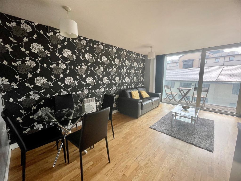 Property photo 3 of 8 Living Space2.Jpg