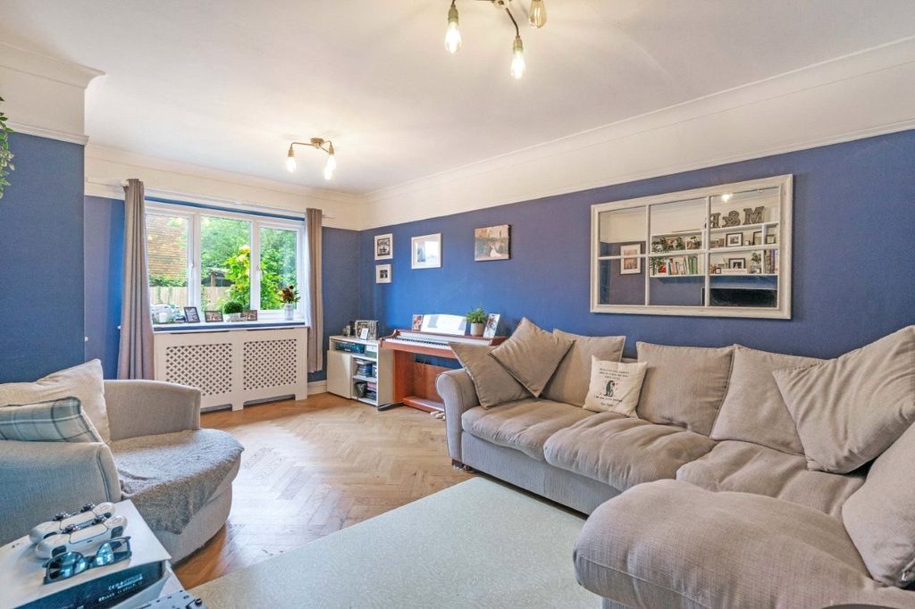 Property photo 2 of 13 Sitting Room
