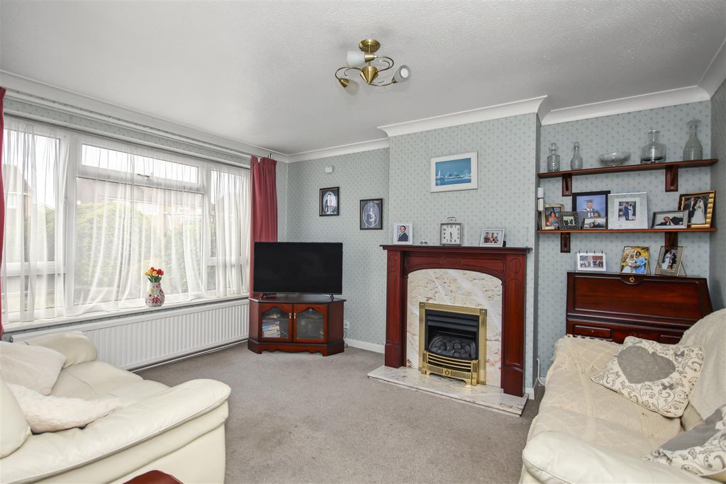 Property photo 2 of 16 Img_9960.Jpg