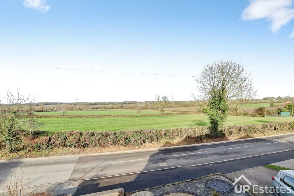 Property photo 2 of 24 Field Views To Front