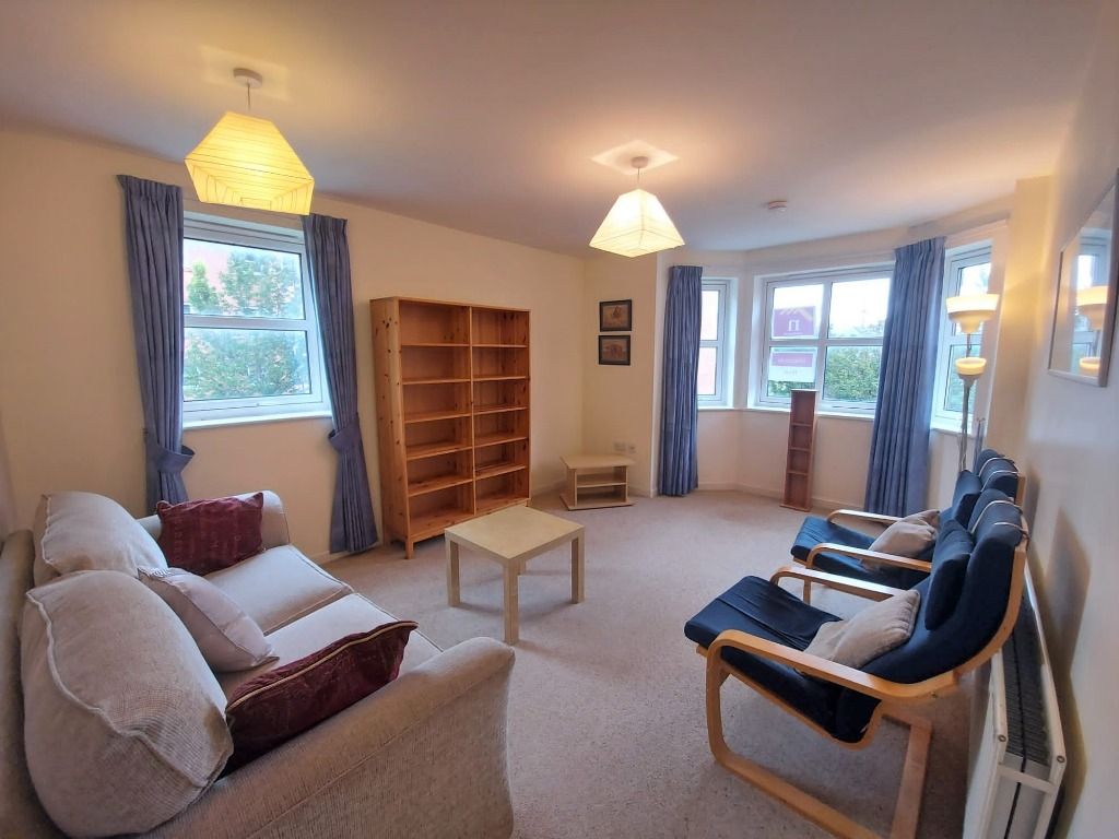 Property photo 2 of 10