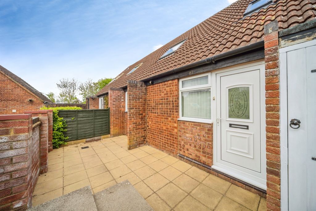 Property photo 2 of 20