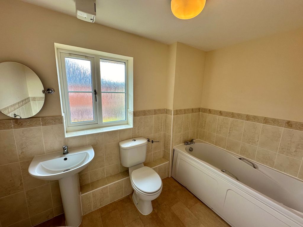 Additional image 13 of 4 bed detached house to rentBramble Walk, Red Lodge, Bury St. Edmunds IP28