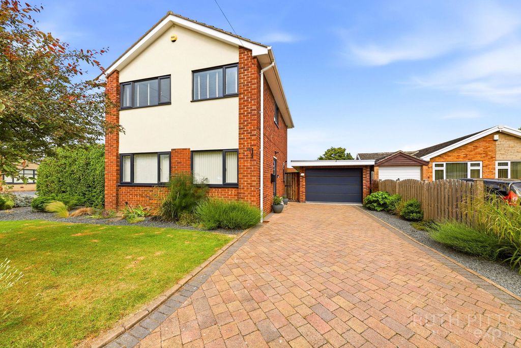 Property photo 1 of 30