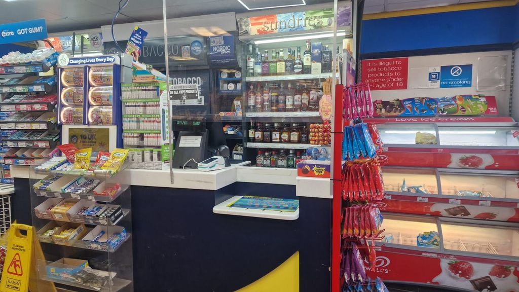 Property photo 1 of 9