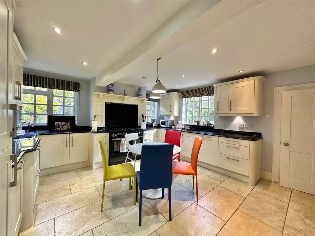 Property photo 2 of 35 Img_7185.Jpg