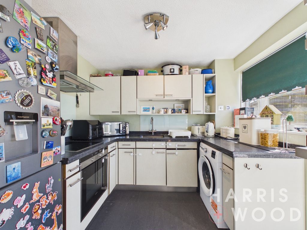 Property photo 3 of 22 4179913