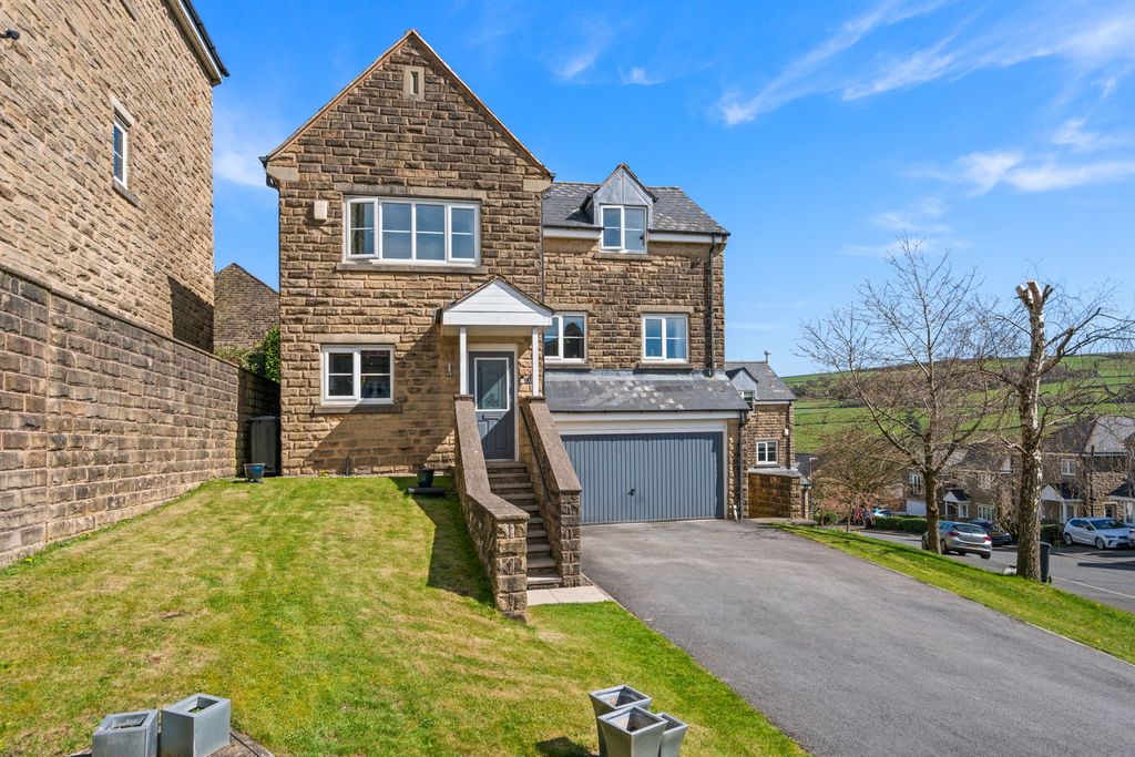 Property photo 1 of 31