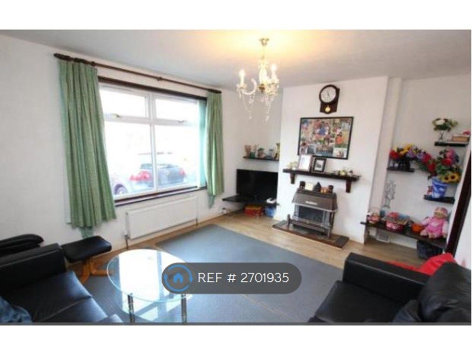 Property photo 2 of 8 Living