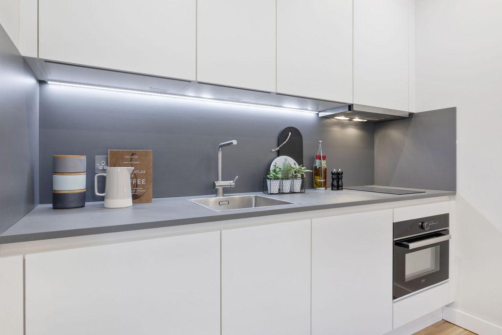 Property photo 3 of 8 Kitchen (Example)