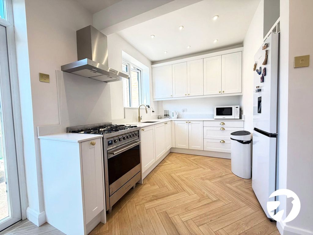 Property photo 3 of 26 Picture 3