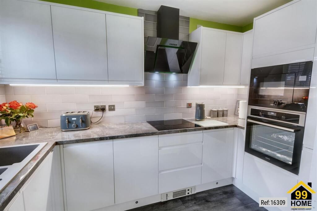 Property photo 2 of 19 Photo 1