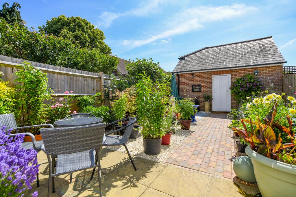 Property photo 3 of 22