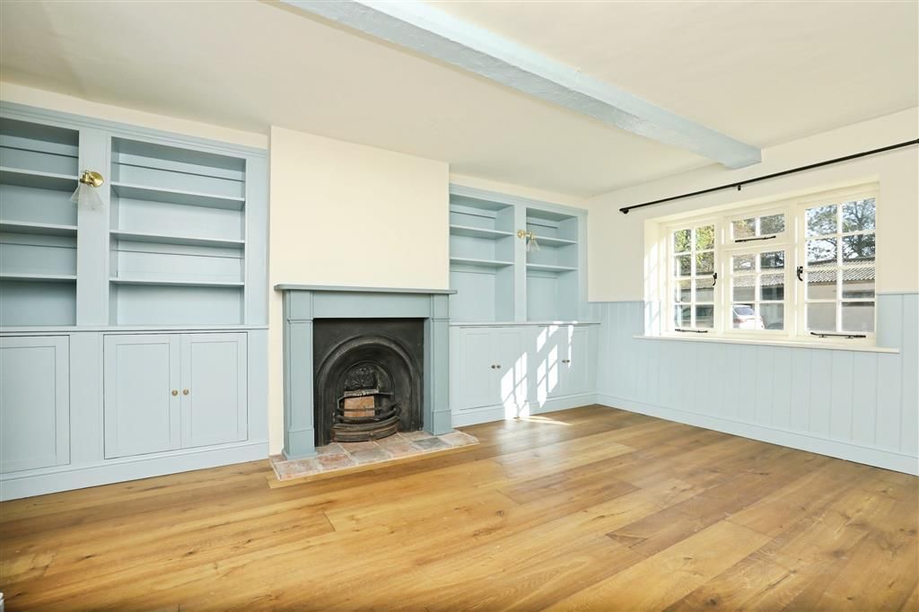 Property photo 3 of 17 Bedroom 3