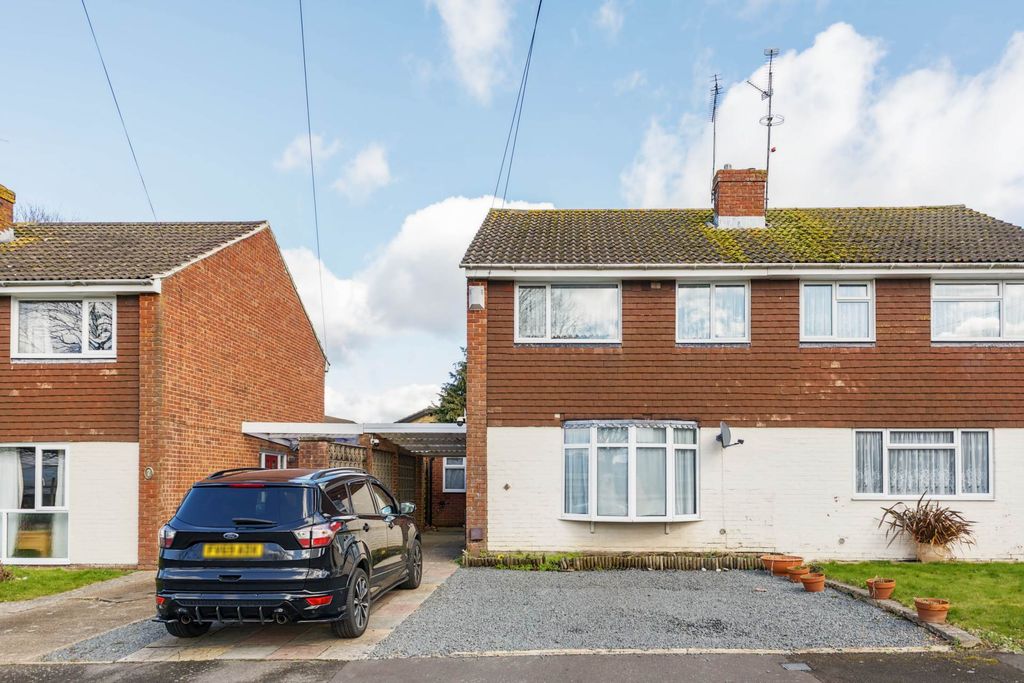 Property photo 1 of 18