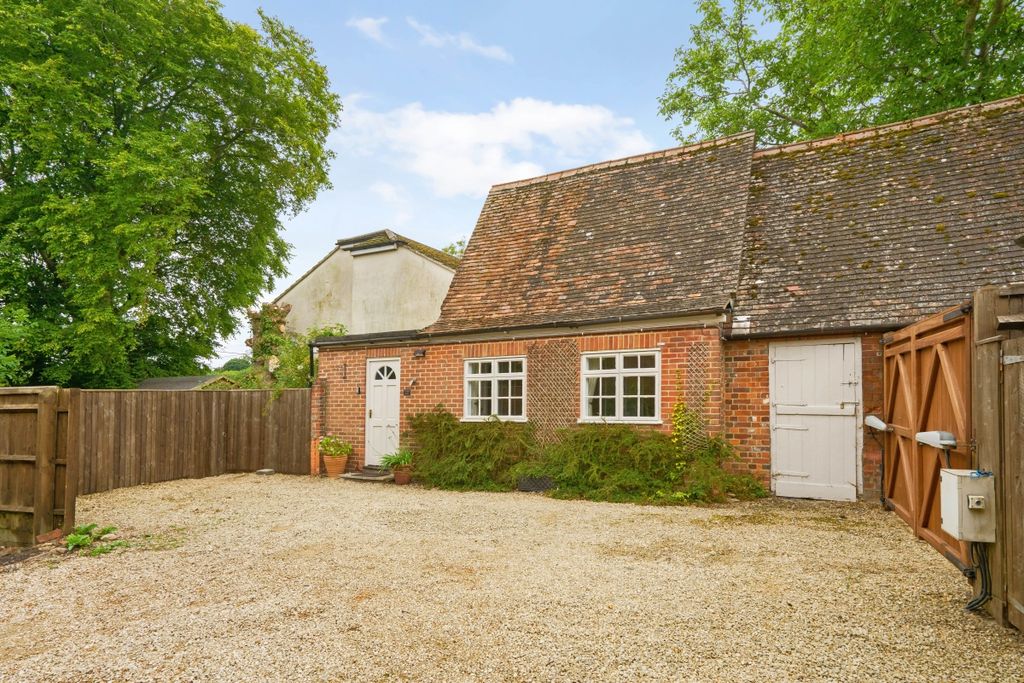 Property photo 1 of 13 Outside