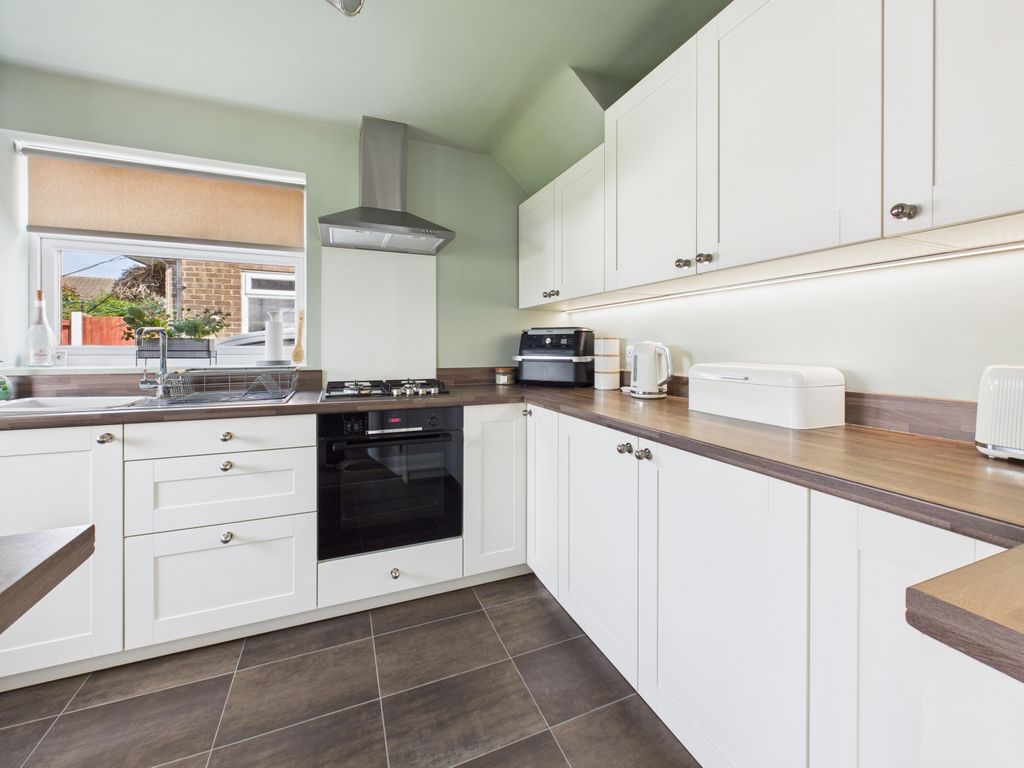 Property photo 2 of 22 Cam03729G0-Pr0064-Still016