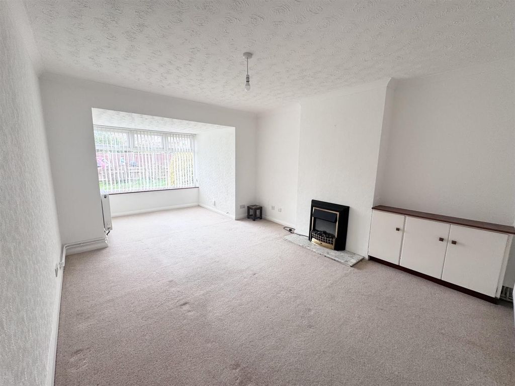 Property photo 3 of 16 8.Jpg