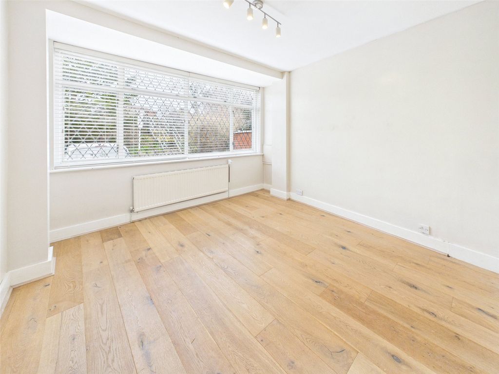 Property photo 3 of 13 Picture No. 07