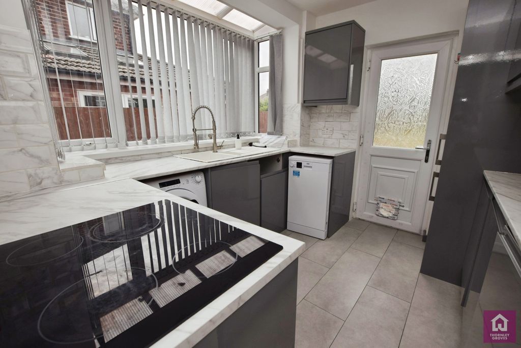 Property photo 2 of 33 Pbox-Img.Jpg