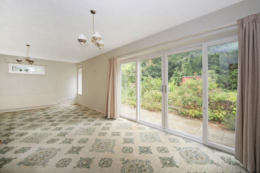 Property photo 3 of 22