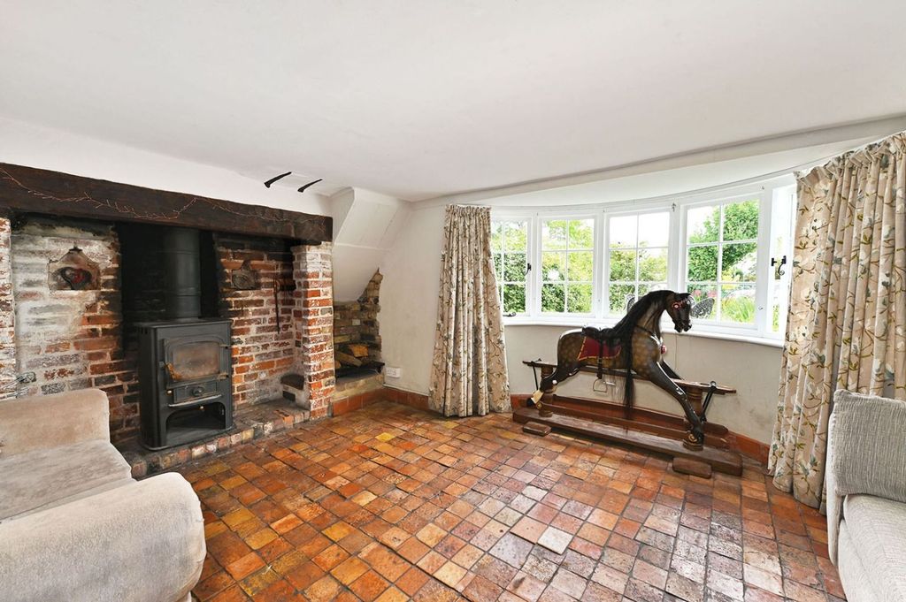 Property photo 3 of 21