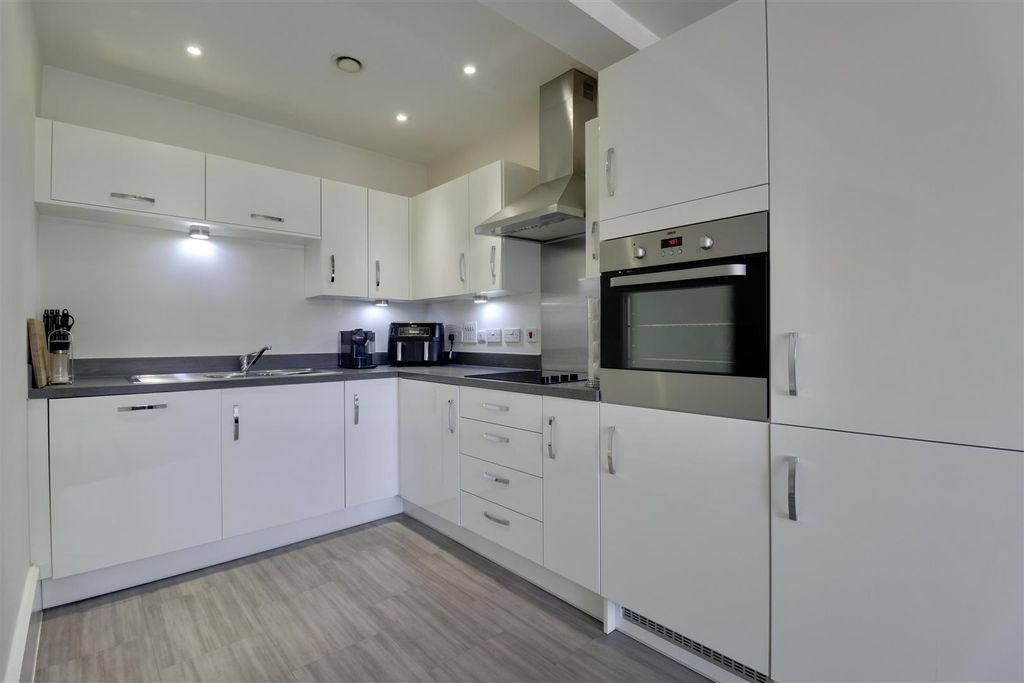 Property photo 1 of 14 3C014332-88F5-4554-Afaf-07A21Bfeab4C_1_201_A.Jpeg
