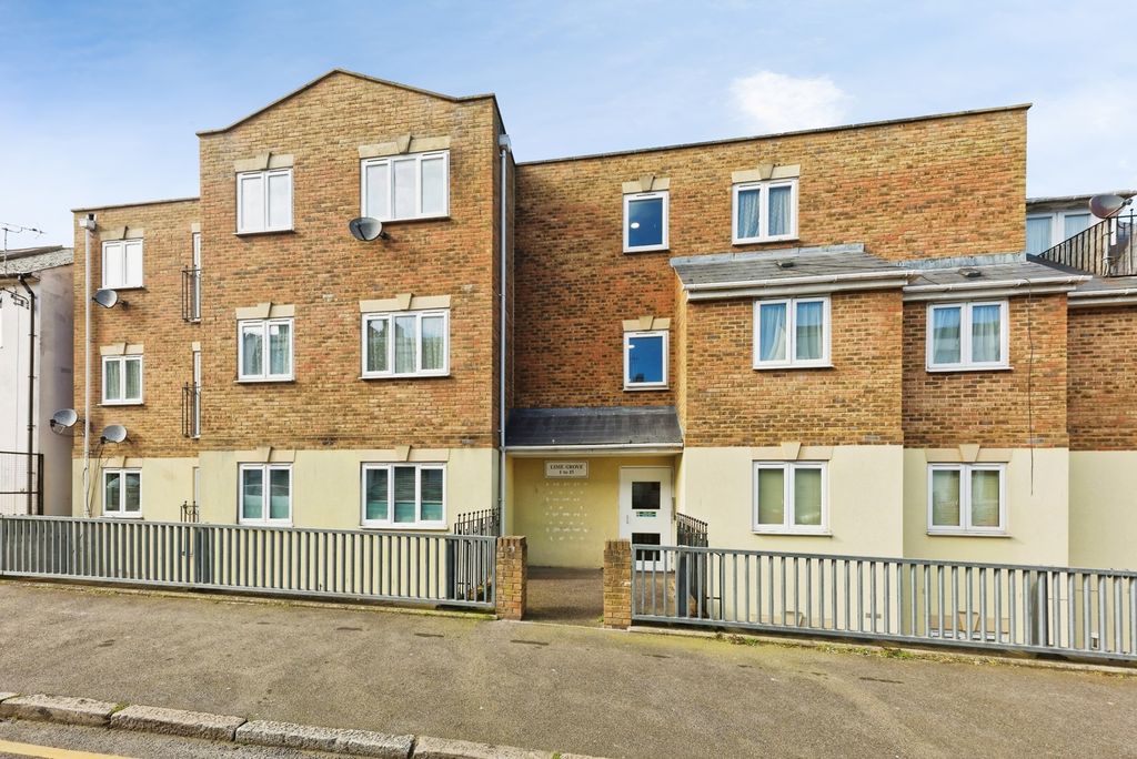 Property photo 1 of 15 Pbox-Img.Jpg