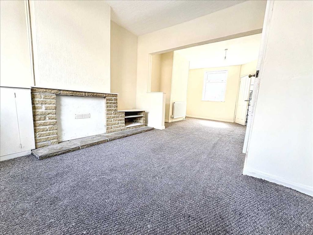 Property photo 2 of 16 Reception Room