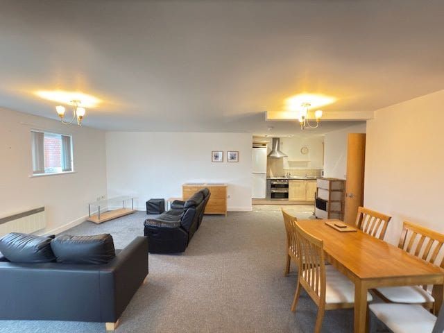 Property photo 3 of 15
