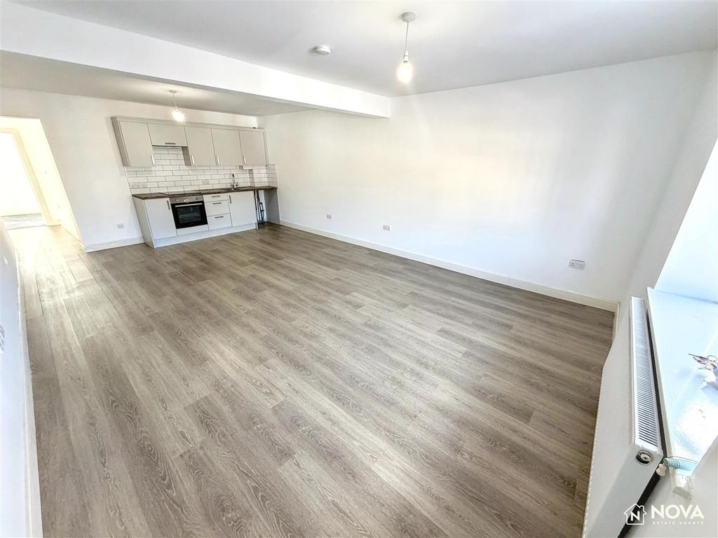 Property photo 2 of 12 Img_1488.Jpg