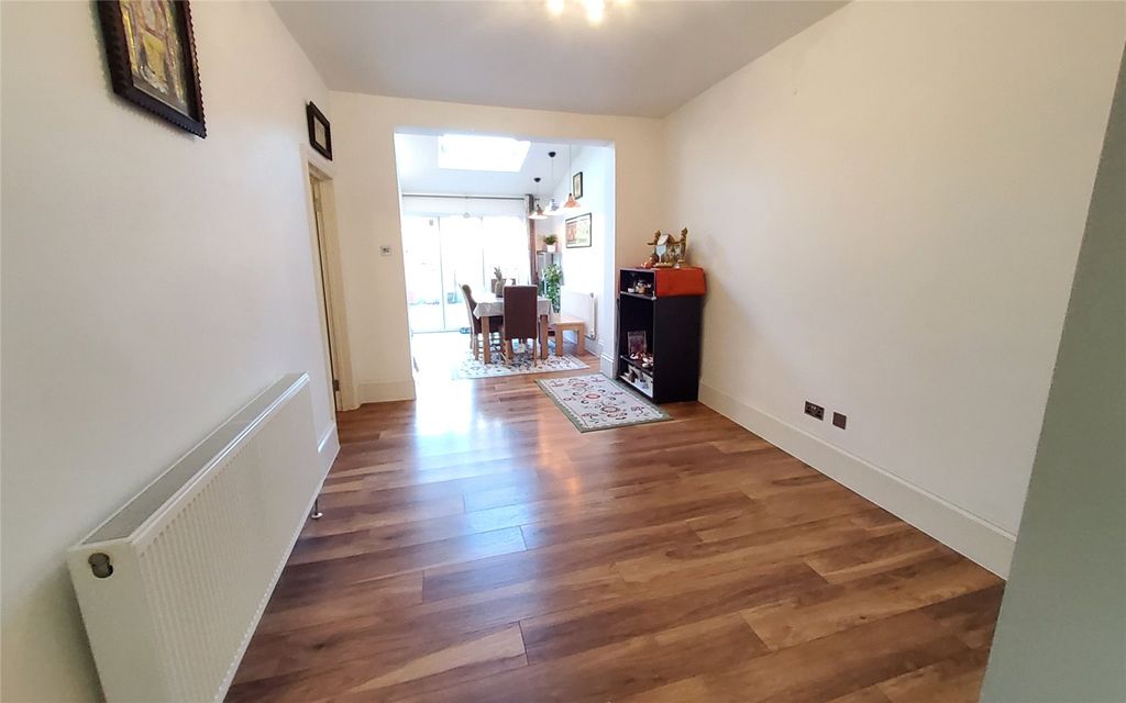 Property photo 2 of 15 Picture No. 03