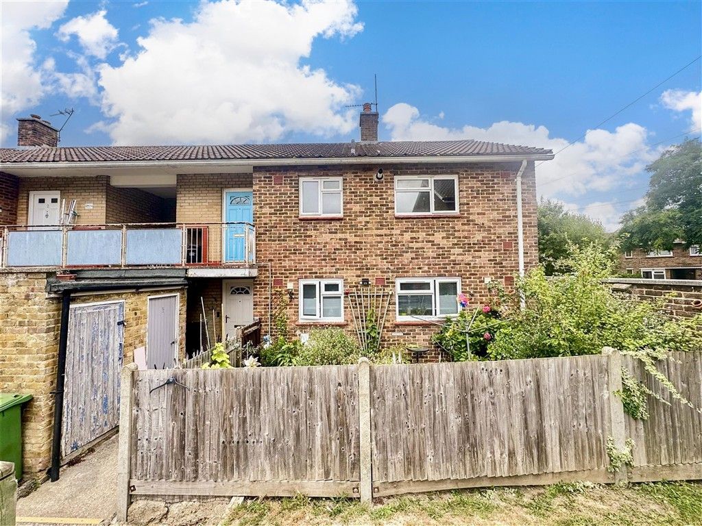 Property photo 1 of 4 Front