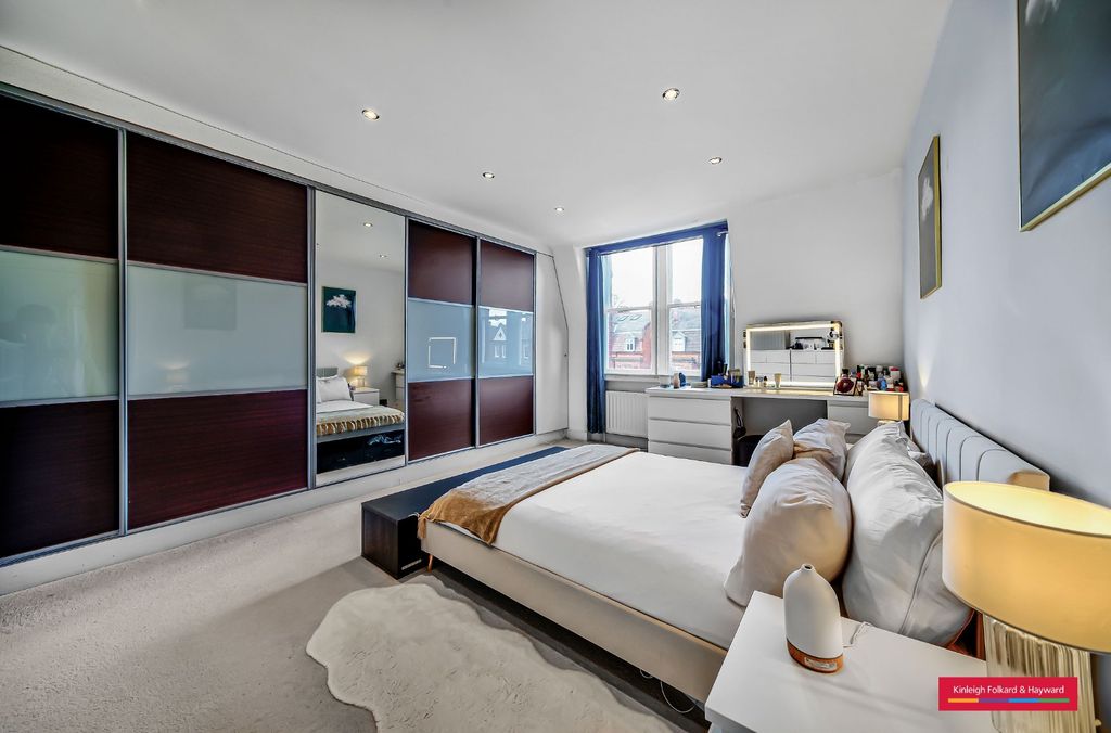 Property photo 3 of 12 Picture No. 12