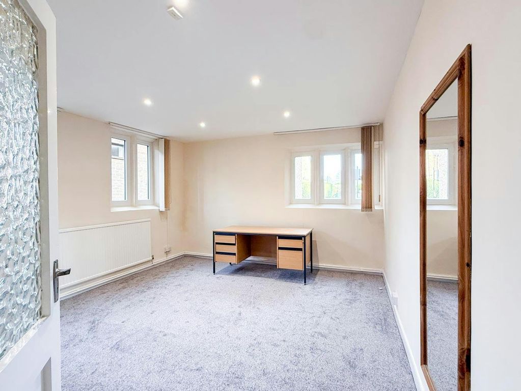 Property photo 3 of 11 The Old School House_Office To Let_Hale Barns-09.Jpg